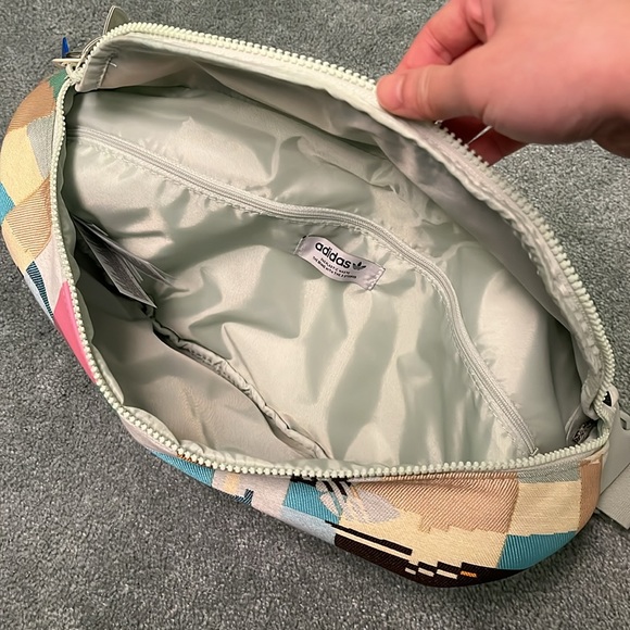 Adidas originals Waist Bag - Multicolour Light Green - Picture 11 of 12